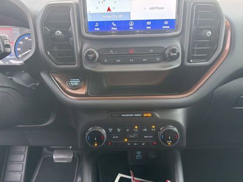Used 2022 Ford Bronco Sport Badlands w/ Premium Package image 18