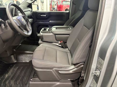Used 2024 Chevrolet Silverado 1500 W/T w/ WT Value Package AWD/4WD image 17