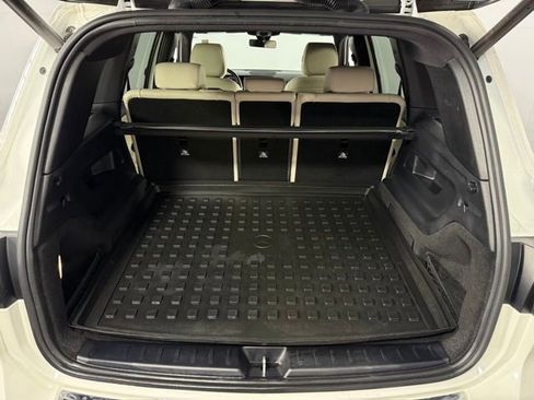 Used 2020 Mercedes-Benz GLB 250 GLB 250 image 24