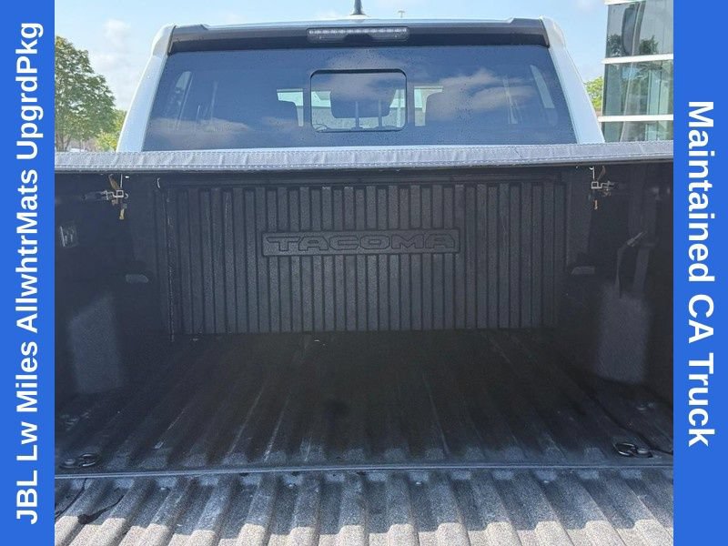 Used 2024 Toyota Tacoma SR5 w/ SR5 Upgrade Package AWD/4WD image 9