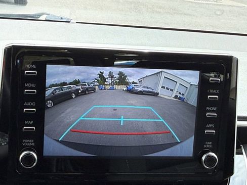 Used 2019 Toyota Corolla SE FWD image 16