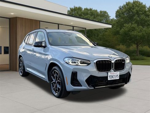 Certified 2023 BMW X3 M40i image 4