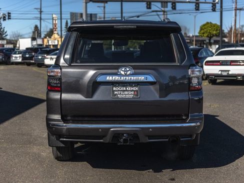 Used 2021 Toyota 4Runner Limited AWD/4WD image 9