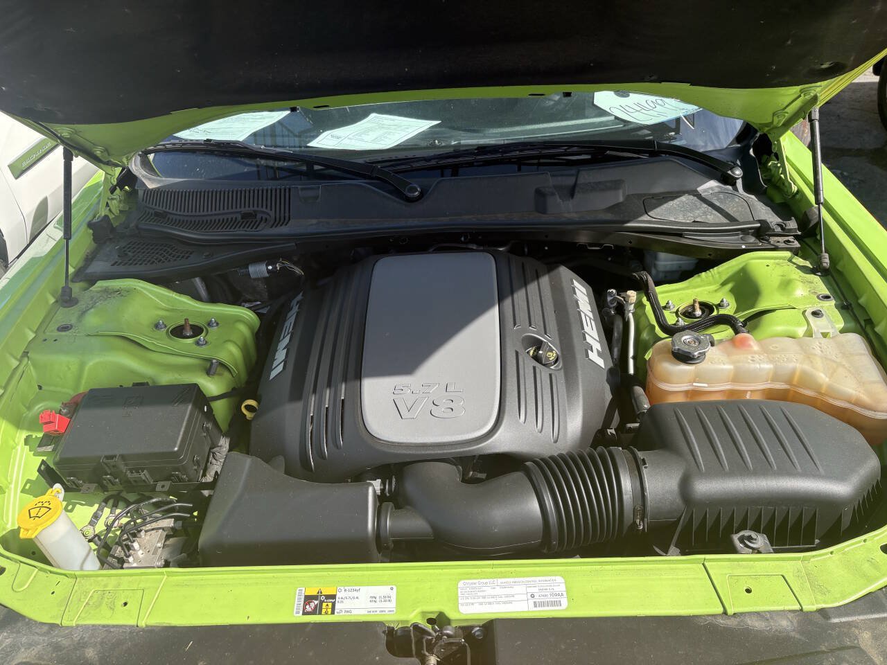 Used 2015 Dodge Challenger R/T Plus RWD image 4