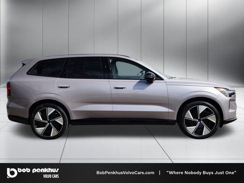New 2026 Volvo EX90 Ultra image 24