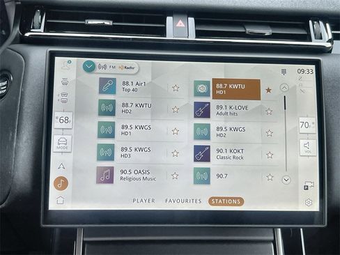 Used 2026 Land Rover Range Rover Velar S image 23