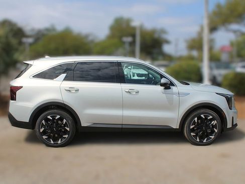 New 2026 Kia Sorento EX FWD image 5