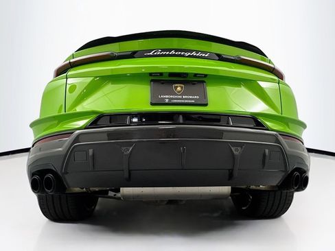 Used 2024 Lamborghini Urus Performante AWD/4WD image 38