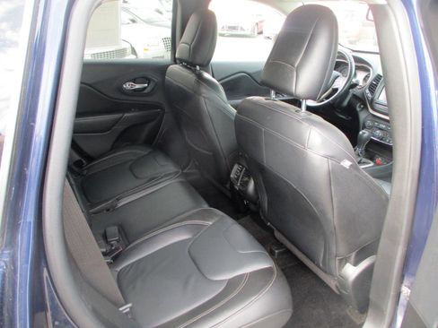 Used 2015 Jeep Cherokee Limited AWD/4WD image 8