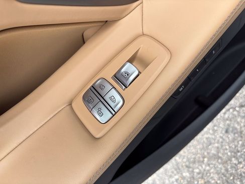 Certified 2022 BMW 750i xDrive w/ Executive Package AWD/4WD image 53