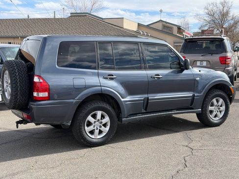 Used 2006 Mitsubishi Montero Limited AWD/4WD image 18