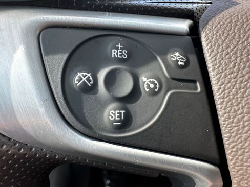 Used 2022 GMC Acadia SLE image 21