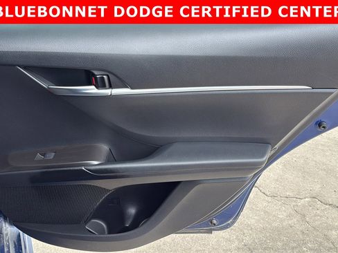 Used 2023 Toyota Camry SE image 25