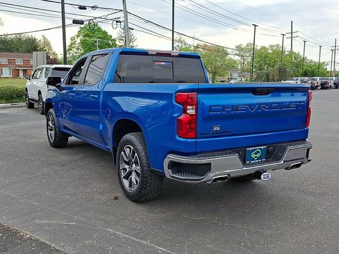 Certified 2022 Chevrolet Silverado 1500 LT w/ Z71 Off-Road Package AWD/4WD image 9