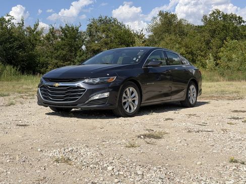 Used 2023 Chevrolet Malibu LT FWD image 1
