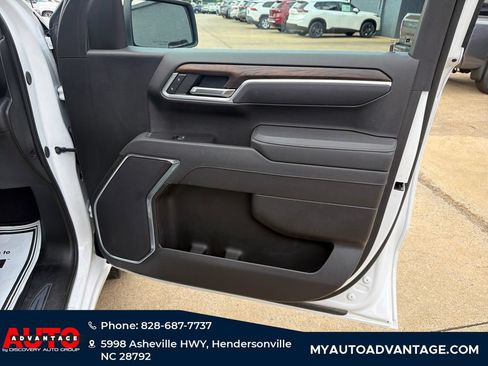 Used 2025 GMC Sierra 1500 SLT AWD/4WD image 33