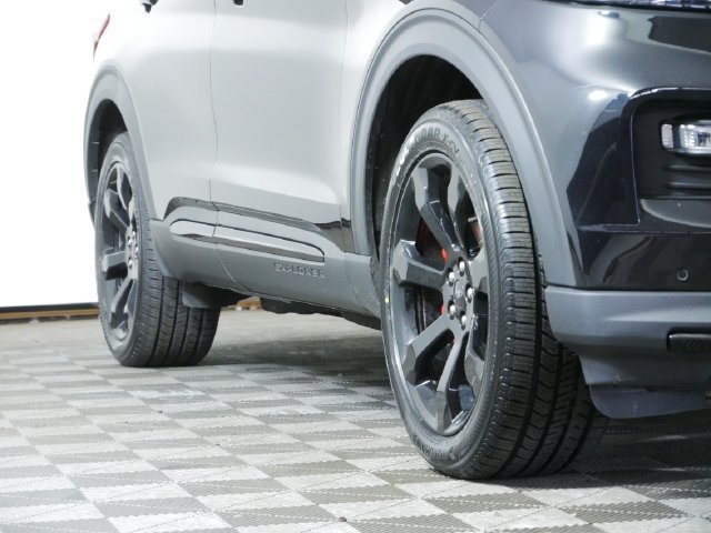 Certified 2023 Ford Explorer ST w/ Equipment Group 401A AWD/4WD image 2