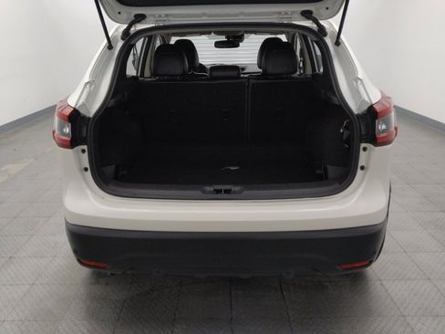 Used 2022 Nissan Rogue Sport SL w/ Premium Package FWD image 29