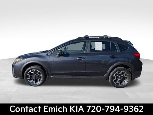 Used 2017 Subaru Crosstrek 2.0i Premium image 2