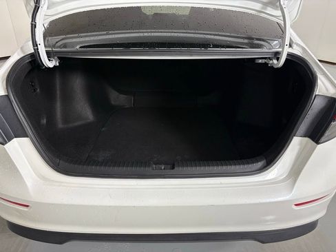 Used 2023 Honda Accord LX image 18