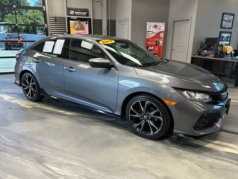 Used 2017 Honda Civic Sport image 22