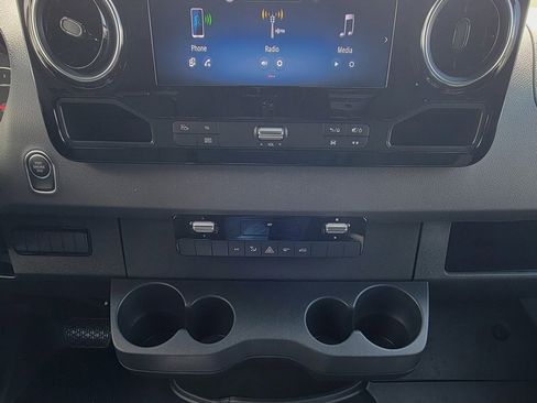 New 2025 Mercedes-Benz Sprinter 2500 image 13