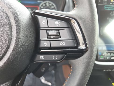 Used 2025 Subaru Forester Touring AWD/4WD image 35