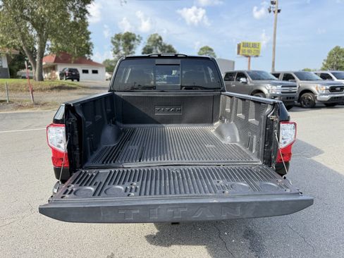 Used 2021 Nissan Titan SV w/ Accessory Utility Package RWD image 19