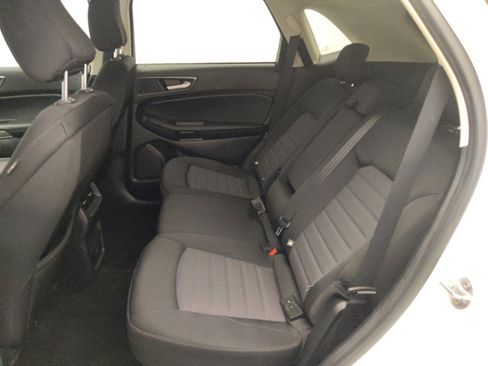 Used 2020 Ford Edge SE FWD image 18