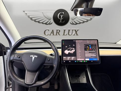 Used 2020 Tesla Model Y Long Range AWD/4WD image 10