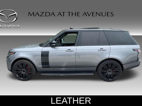 Used 2020 Land Rover Range Rover HSE image 3