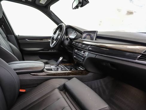 Used 2018 BMW X5 xDrive40e w/ M Sport Package image 29