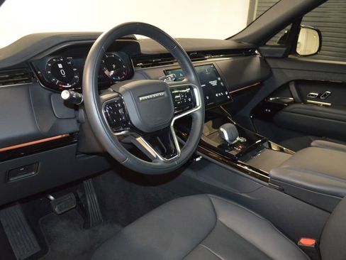 Certified 2025 Land Rover Range Rover Sport SE AWD/4WD image 15