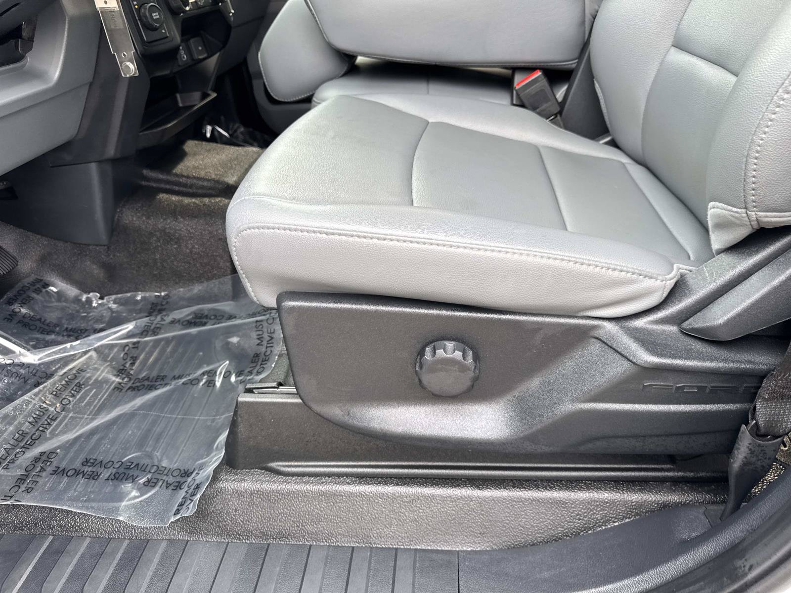 Used 2025 Ford F250 XL AWD/4WD image 15