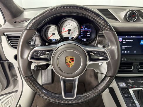 Certified 2021 Porsche Macan Turbo w/ Premium Package Plus (PF0) AWD/4WD image 18