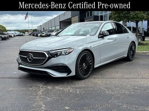 Used 2024 Mercedes-Benz E 450 4MATIC Sedan image 4