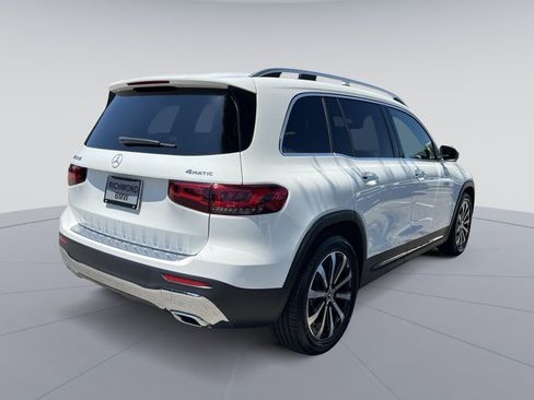 Used 2023 Mercedes-Benz GLB 250 4MATIC image 9