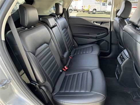 Certified 2024 Ford Edge SEL image 27