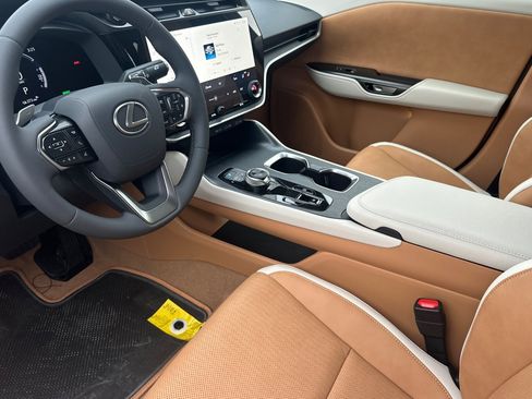 New 2026 Lexus RZ 350e 2WD image 7