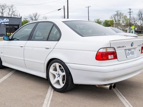 Used 2001 BMW 540i Sedan image 8