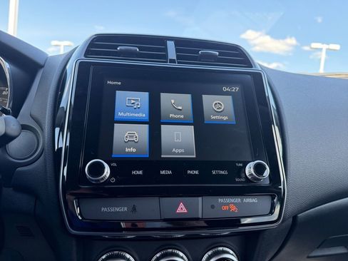 Used 2025 Mitsubishi Outlander Sport AWD image 17