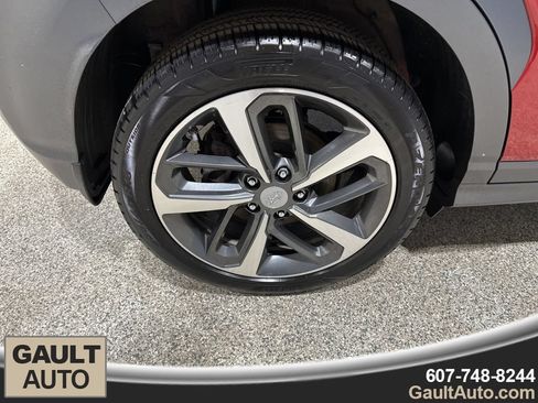 Used 2021 Hyundai Kona Ultimate w/ Cargo Package AWD/4WD image 21