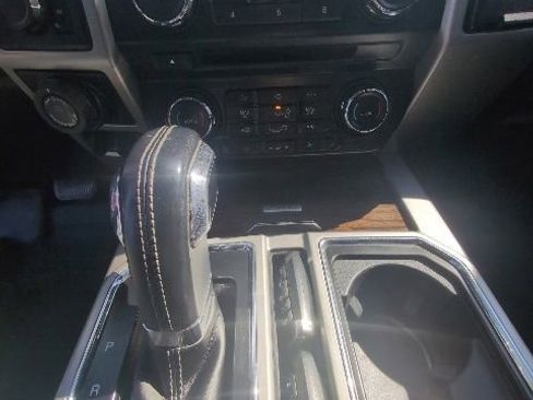 Used 2018 Ford F150 Lariat AWD/4WD image 11