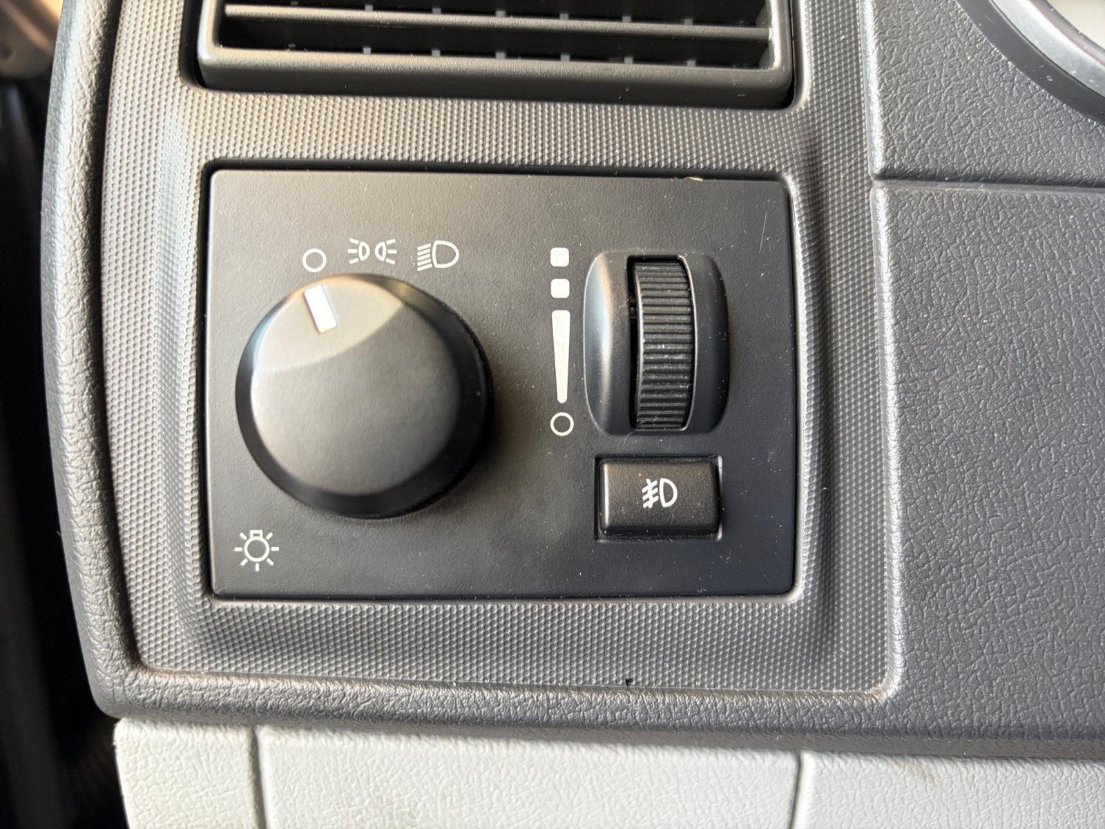 Used 2006 Dodge Magnum SRT8 w/ SRT Option Group III RWD image 32