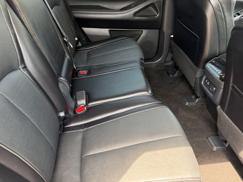 Used 2024 INFINITI QX60 Pure AWD/4WD image 11