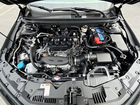 New 2025 Honda Accord SE image 18