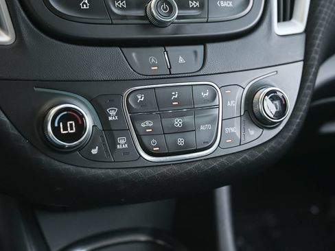 Used 2024 Chevrolet Malibu LT FWD image 32