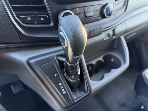 Used 2025 Ford Transit 250 148 Medium Roof image 26