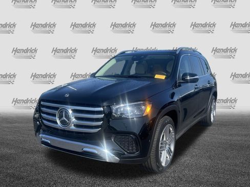 Certified 2025 Mercedes-Benz GLS 450 4MATIC image 5