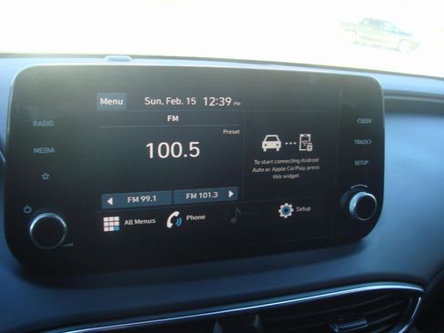 Used 2023 Hyundai Santa Fe SE image 14